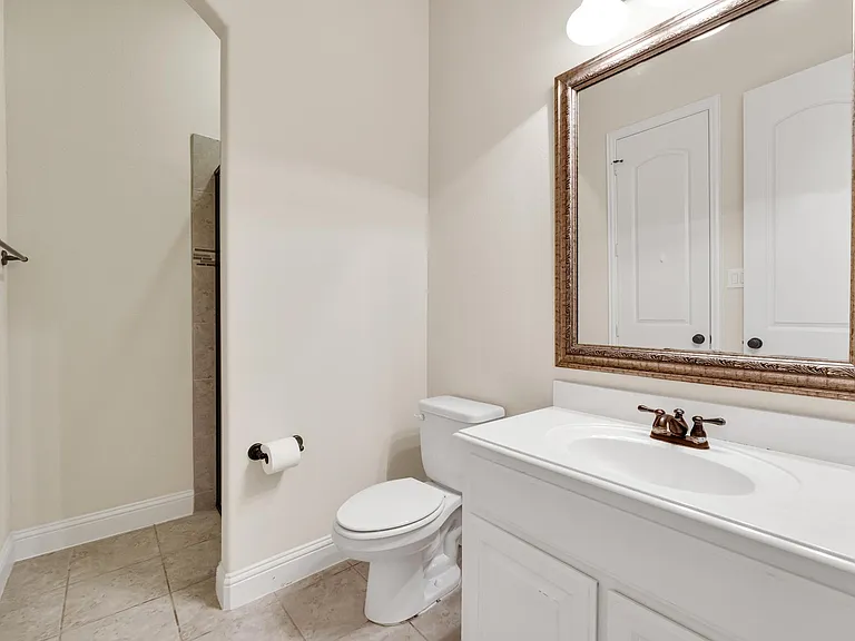 1602 Meg Dr — Photo 31