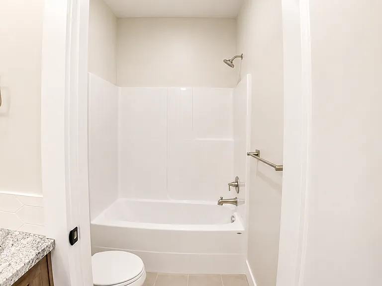 5608 S Rosalia Way — Photo 27