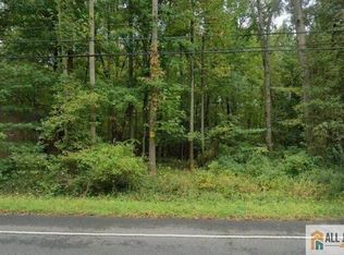 86 Union Valley Rd, Monroe Township, NJ 08831