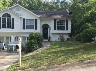 3889 Deaton Rd, Flowery Branch, GA 30542