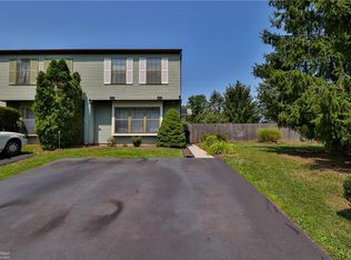 145 Redwood Dr, Quakertown, PA 18951