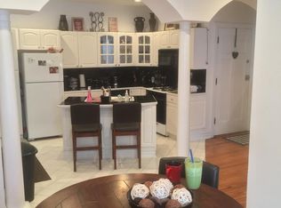 4018 N Ashland Ave #8, Chicago, IL 60613