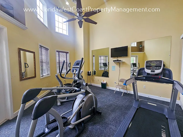 7654 Plantation Cir — Photo 26