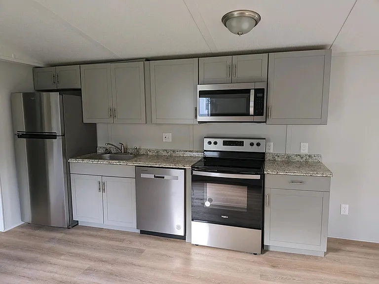 51-65 Cushion Pl — Photo 9