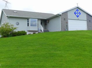 3-350 Fawn Ridge Dr, Lanark, IL 61046