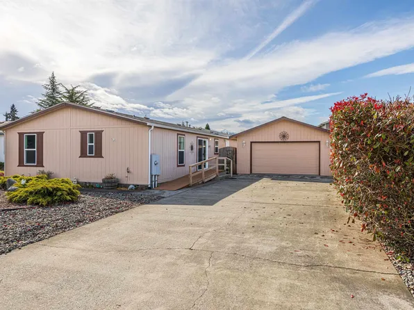 21 Winterhawk St, Sequim, WA 98382