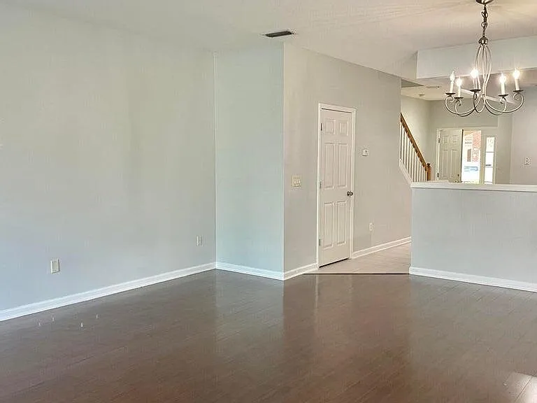 4131 Crownwood Dr — Photo 4