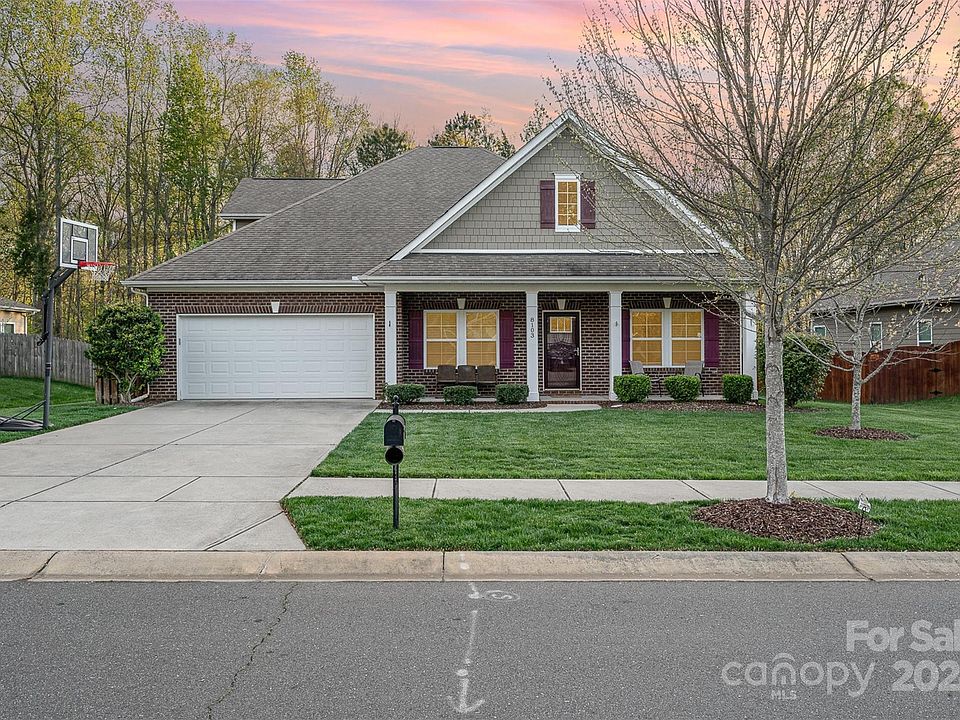 1st image of 8103 Goodall Ct