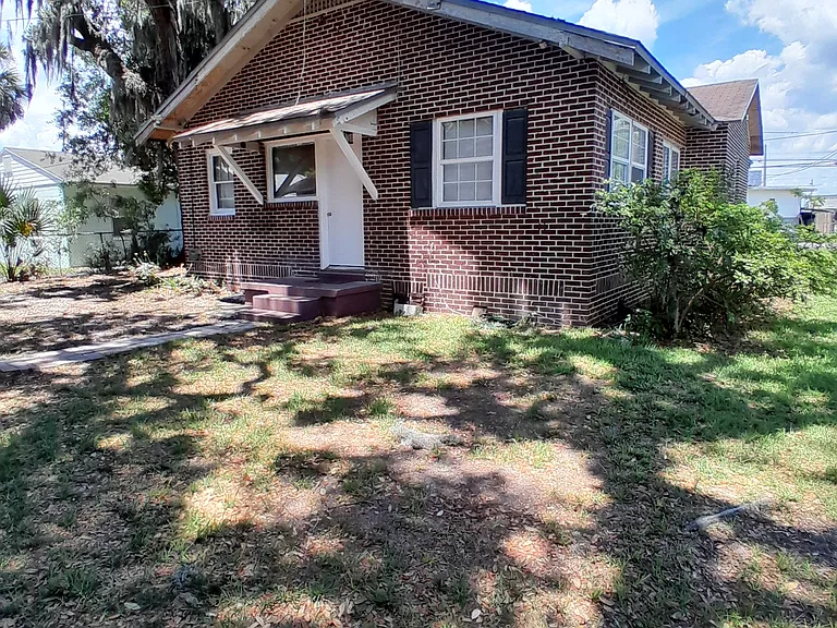 8075 Sycamore St — Photo 22