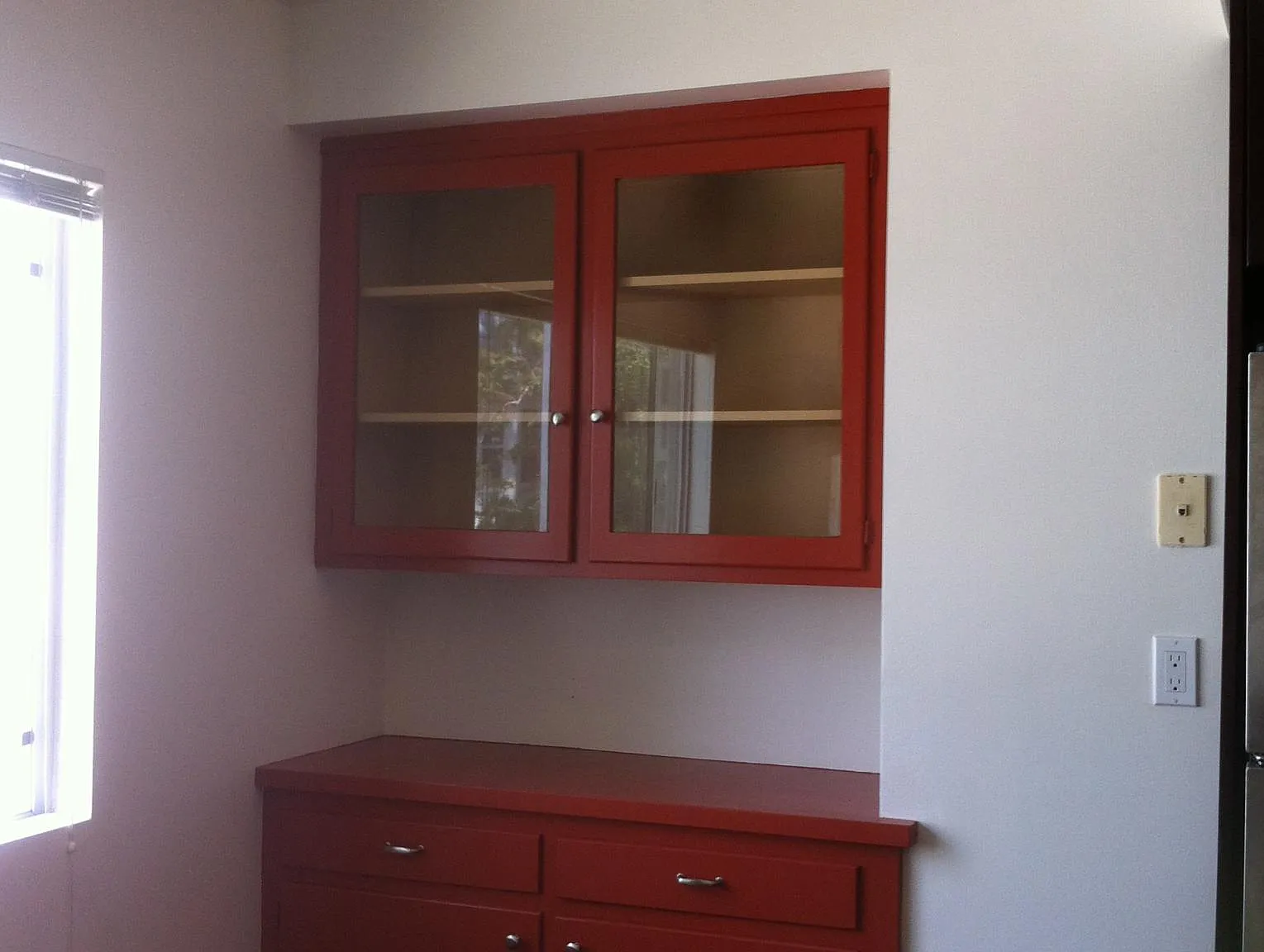 2 bed, 900 sqft, $2,400 — Photo 3