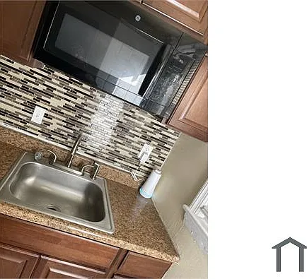 2 bed, 768 sqft, $2,057 — Photo 2