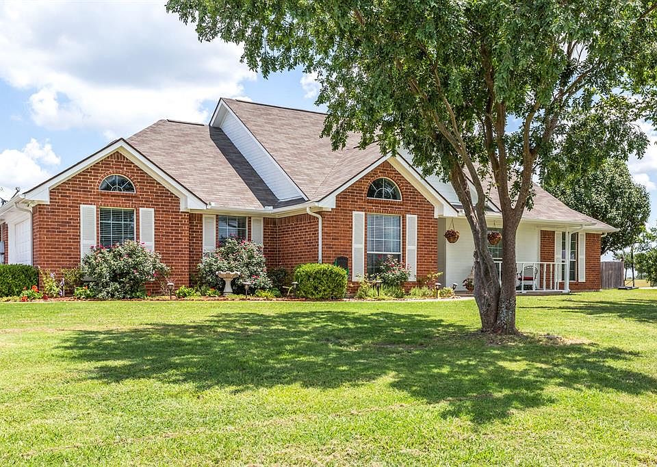 1st image of 181 Country Manor Ln