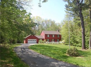 1 Pine Mountain Cir, Barkhamsted, CT 06063