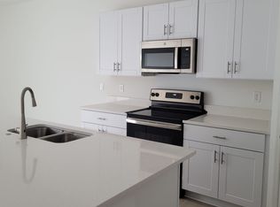 288 Annies Pl, Jacksonville, FL 32218