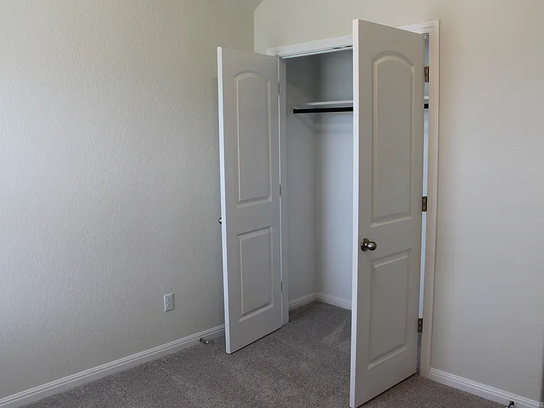 6504 Folsom Ave — Photo 13