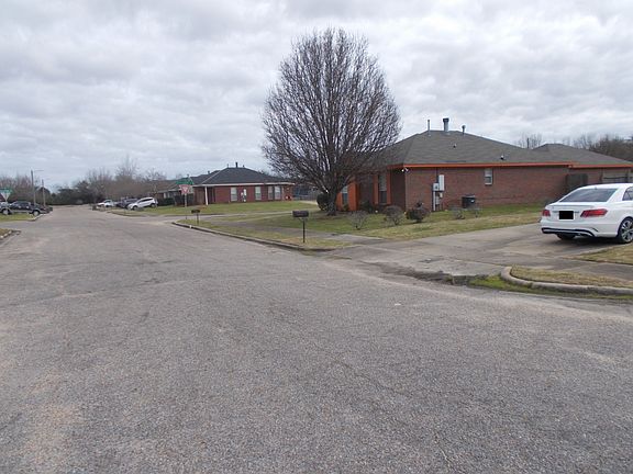 4th image of 6008 Aldersbrook Ct