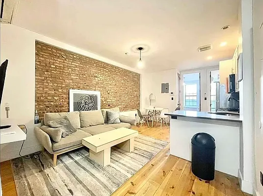 Rented by Voro NYC | media 2