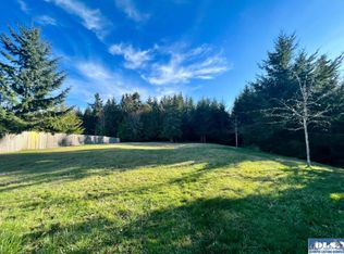 9999 Rhododendron Dr, Sequim, WA 98382