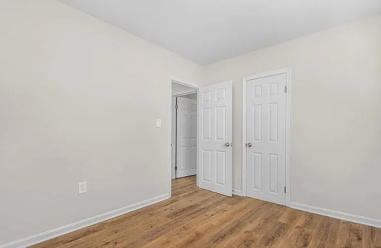 820 Templecliff Rd — Photo 13