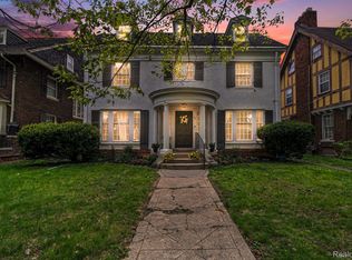 121 Longfellow St, Detroit, MI 48202