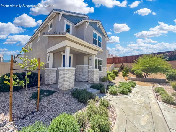 279 Galveston Ln, Palmdale, CA 93551