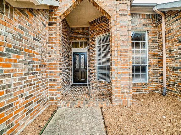 1806-greenhill-dr-rowlett-tx-High-Res-2.jpg