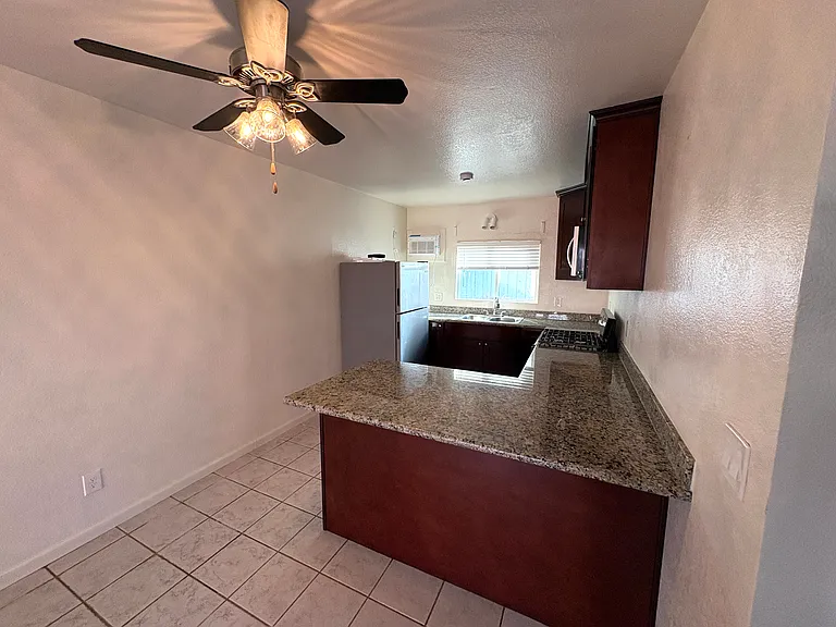 231 S 22nd St #2 — Photo 4