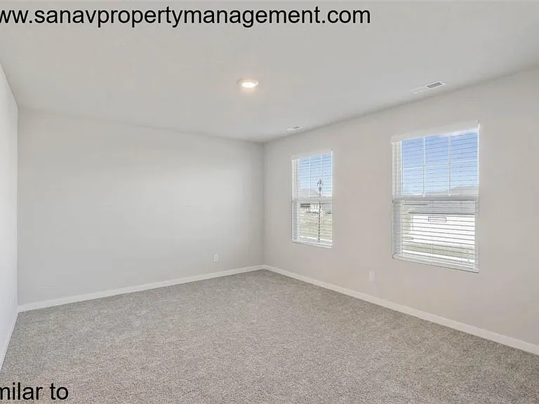 2416 SW Plaza Pkwy — Photo 14
