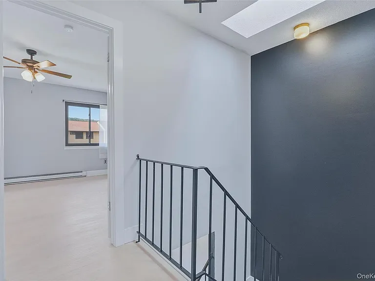 601 Chelsea Cv S — Photo 14