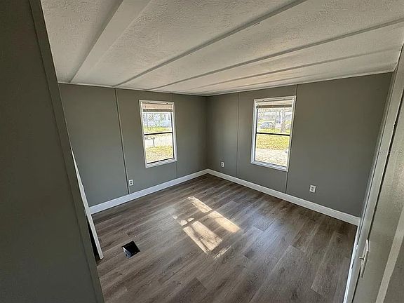 4th image of 5012 Marc Dr