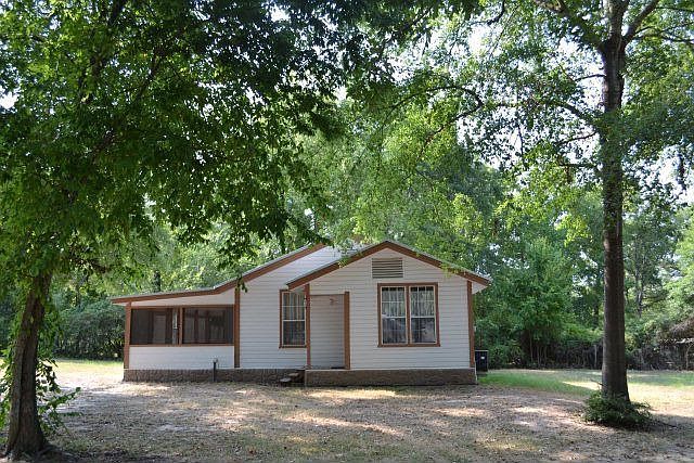 1st image of 425 Rollingwood Dr