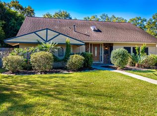 418 Hickory Ridge Dr, Seabrook, TX 77586