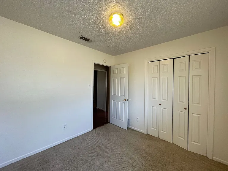 4502 Whitmire Ln — Photo 12