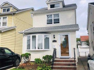 15109 21st Ave, Whitestone, NY 11357