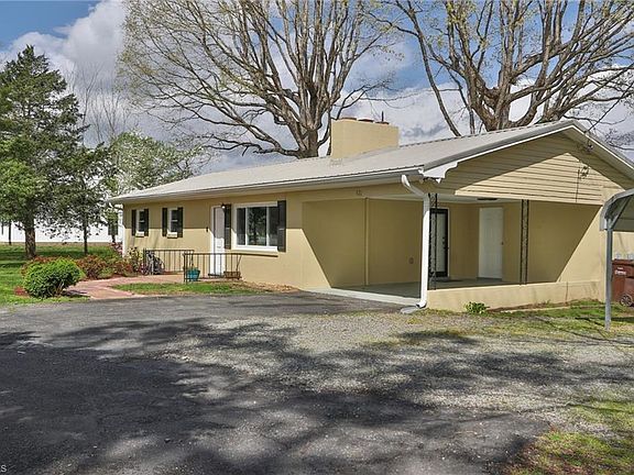 4th image of 421 E Lee Ave