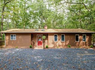 40 Jewell Ct, Basye, VA 22810