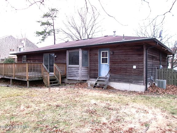 2nd image of 1125 Seaman Avenue