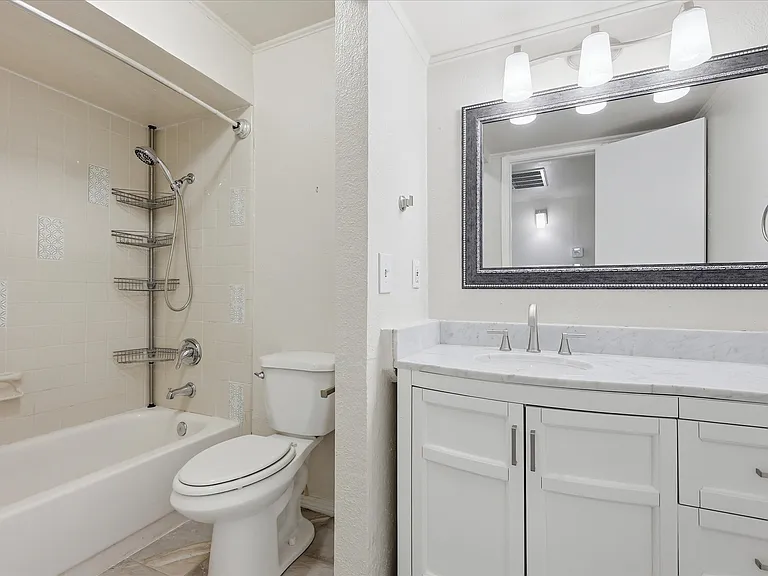1813 Greenspring Cir — Photo 23