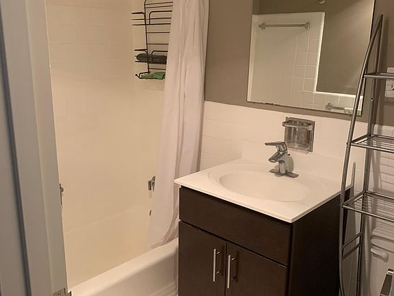 4th image of 602 20th St S #713