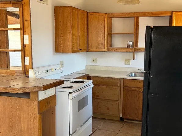 219 W Navajo Rd, Tucson, AZ 85705