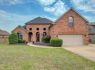 5 Bonnard Cv, Maumelle, AR 72113