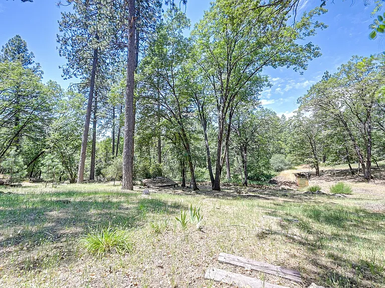 16832 Alice Way — Photo 17