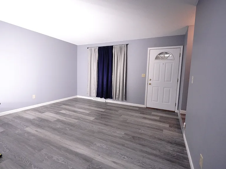 9036 Old Cedar Ave S — Photo 2