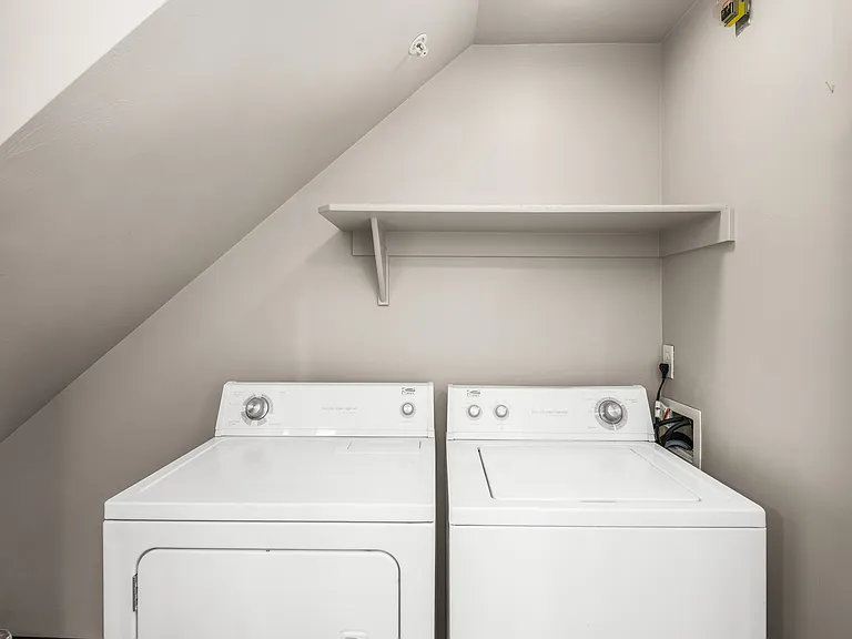 2 bedroom - Washer/Dryer