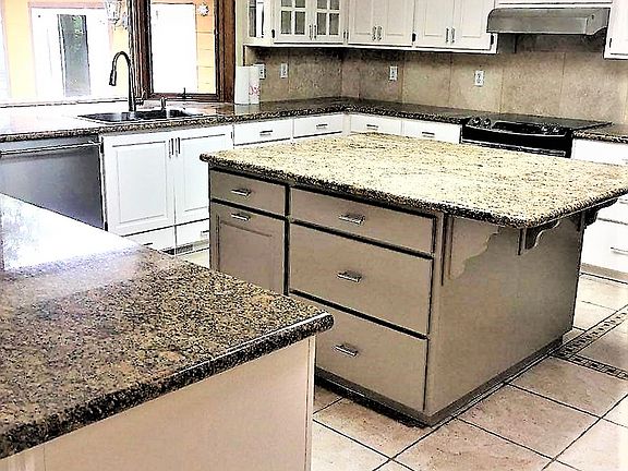 4th image of 111 Meadow Dr