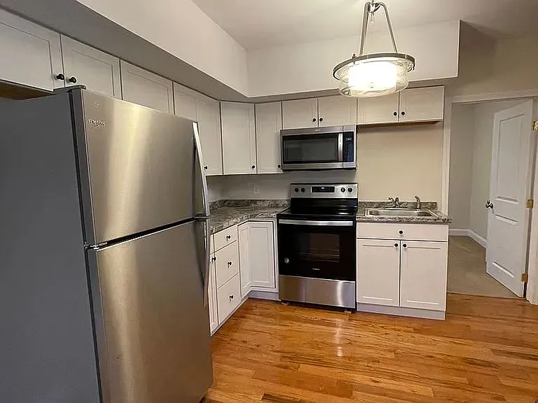 526 Main St #1 — Photo 1