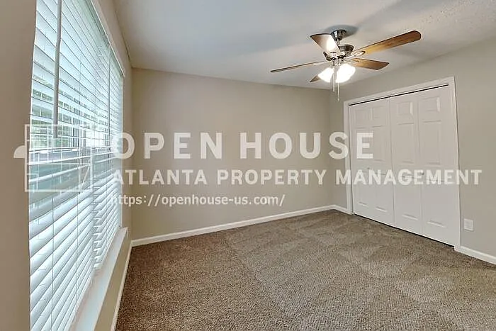 1209 Lainster Dr SE — Photo 13