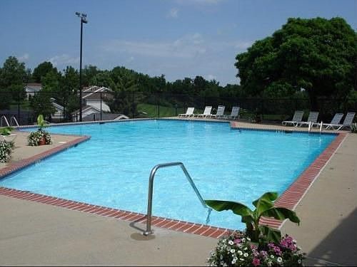 5th image of 14463 Greencastle Dr APT 4