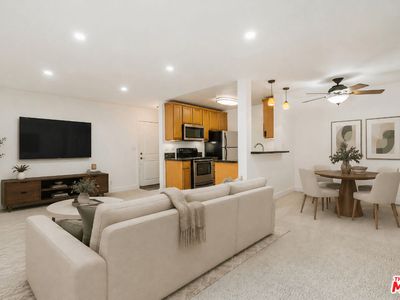 10982 Roebling Ave APT 359, Los Angeles, CA, 90024