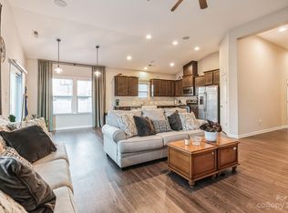 4115 Woolcott Ave, Charlotte, NC 28213